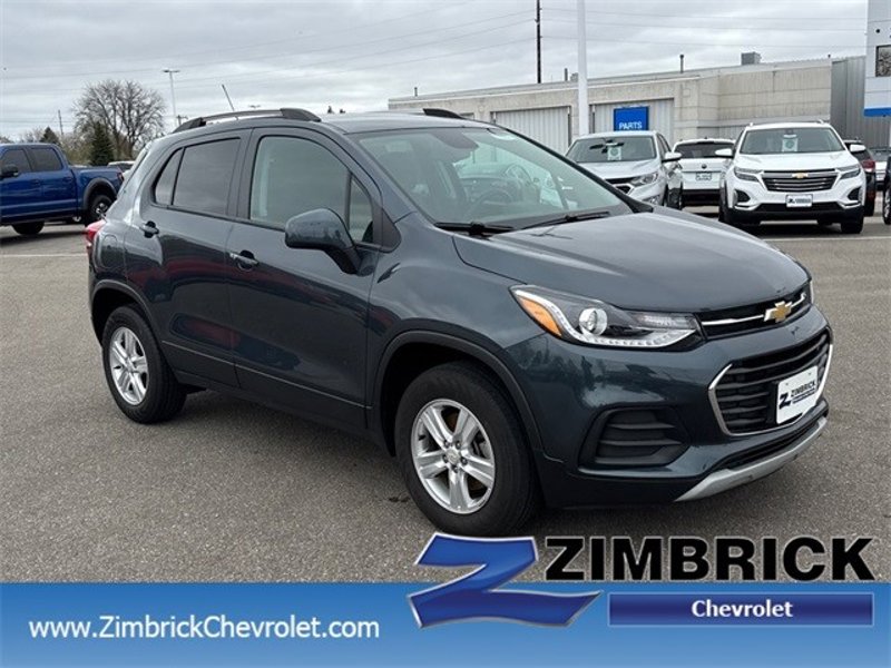 Certified 2022 Chevrolet Trax LT w/ LT Convenience Package image 1