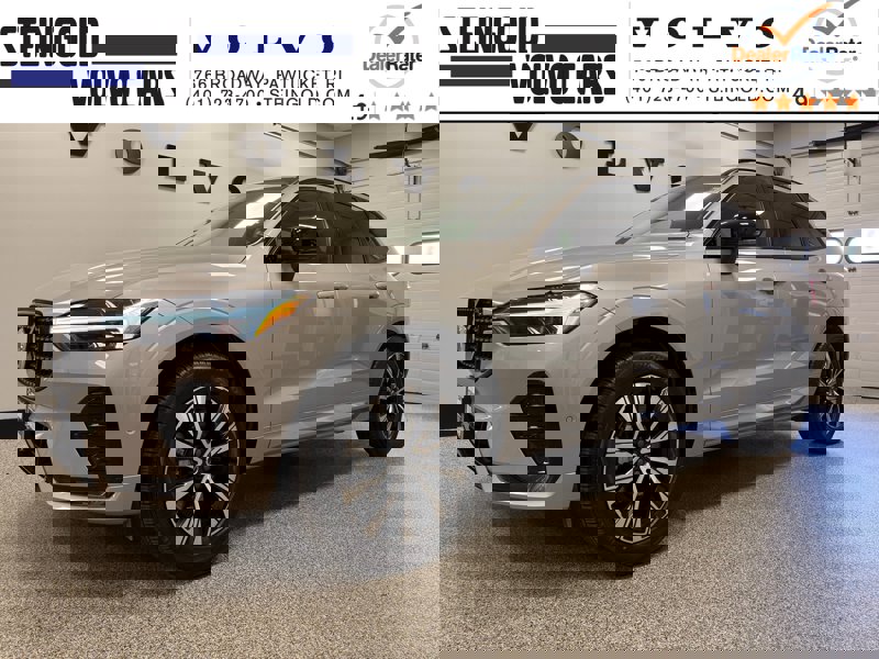 Certified 2025 Volvo XC60 B5 Plus image 1