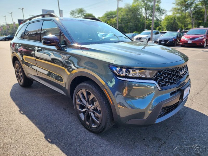 Certified 2023 Kia Sorento X-Line EX image 1