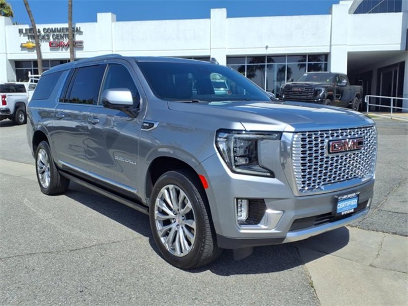 Certified 2023 GMC Yukon XL Denali image 1