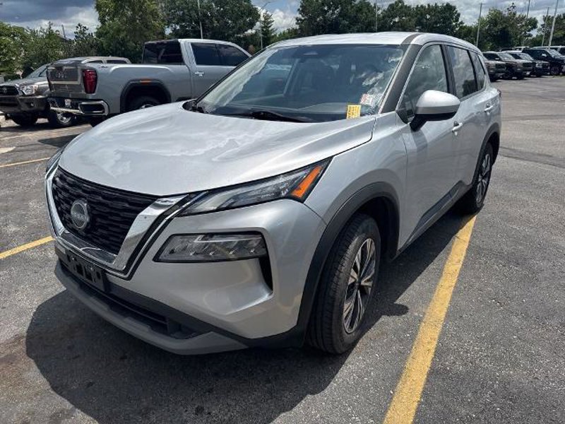 Certified 2023 Nissan Rogue SV image 1