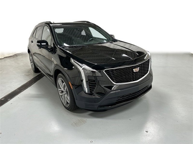 Certified 2023 Cadillac XT4 Sport image 1