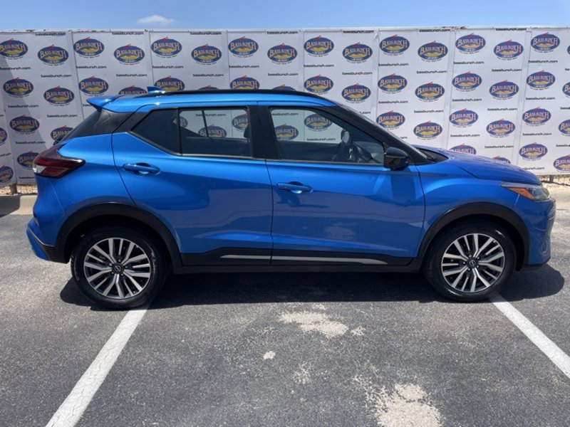 Certified 2024 Nissan Kicks SR image 1