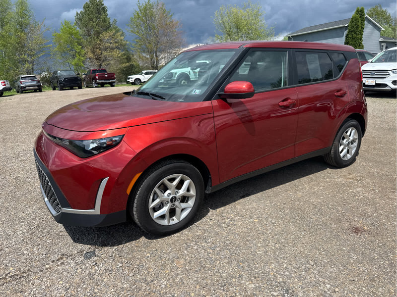 Certified 2025 Kia Soul LX w/ Option Group 015 image 1
