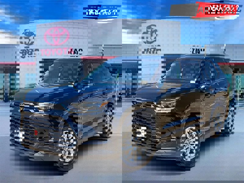 Certified 2024 Toyota Grand Highlander XLE image 1