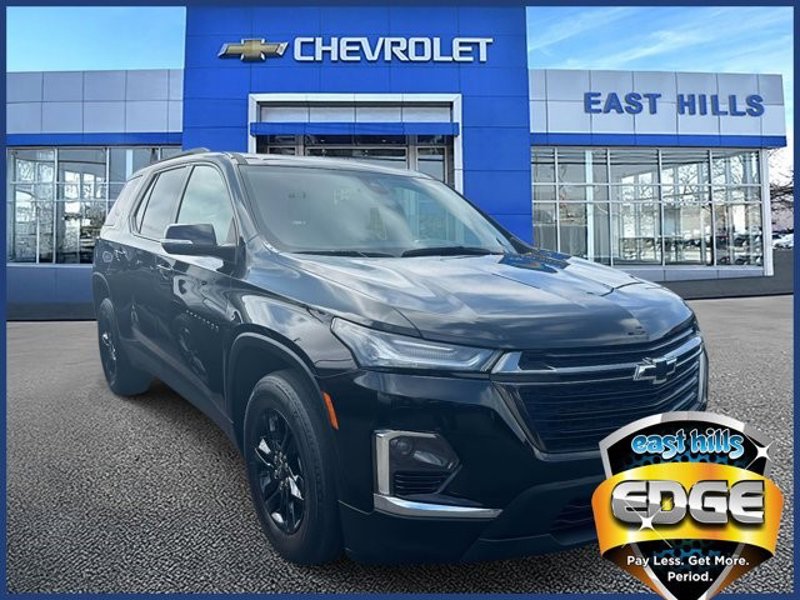 Certified 2023 Chevrolet Traverse LT w/ Midnight/Sport Edition image 1