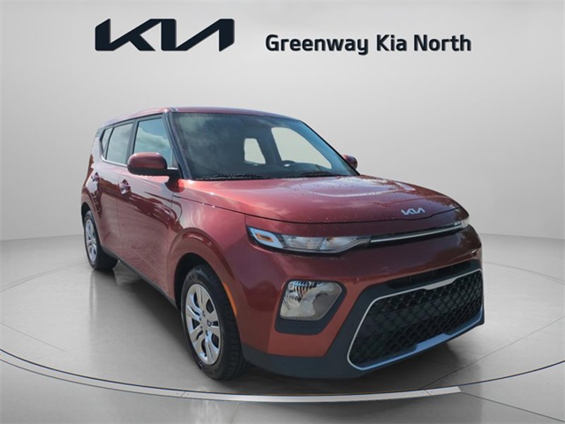 Certified 2022 Kia Soul LX image 1