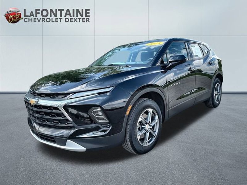 Certified 2025 Chevrolet Blazer LT image 1
