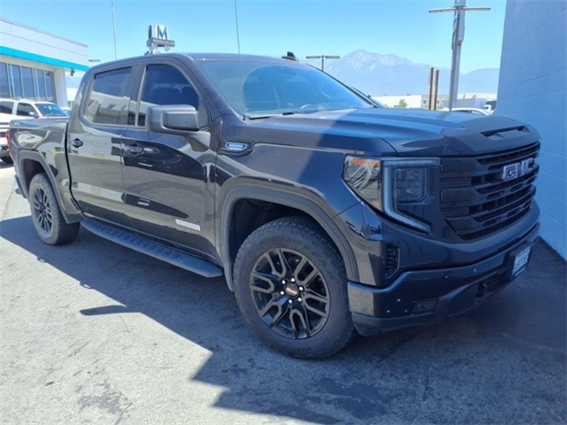 Certified 2023 GMC Sierra 1500 Elevation image 1