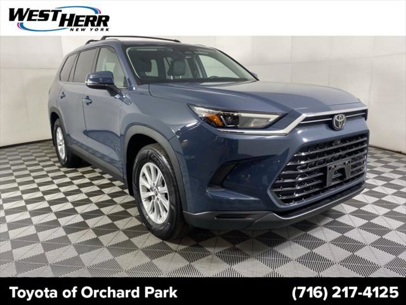 Certified 2024 Toyota Grand Highlander XLE image 1