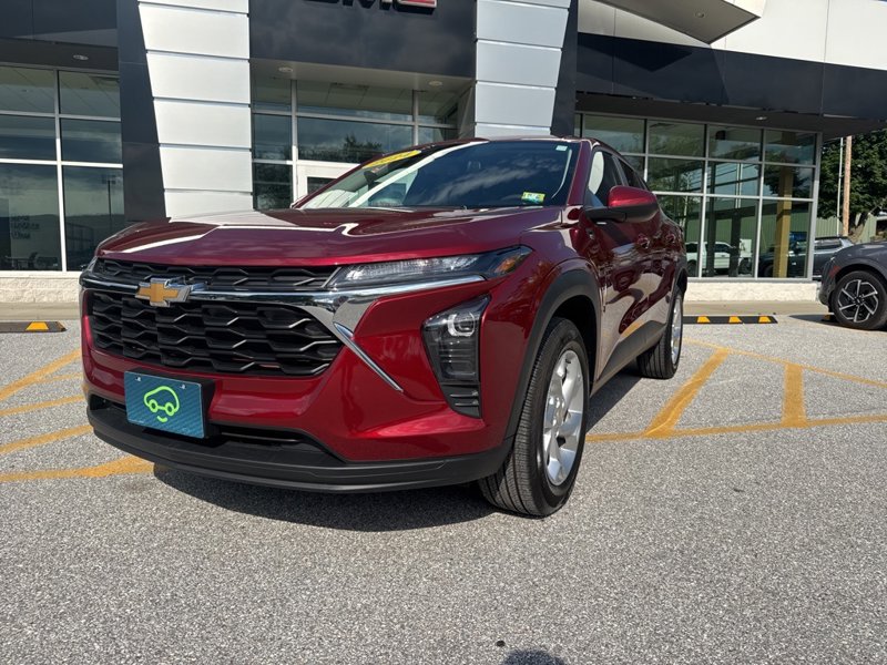 Certified 2024 Chevrolet Trax LS w/ LS Convenience Package image 1