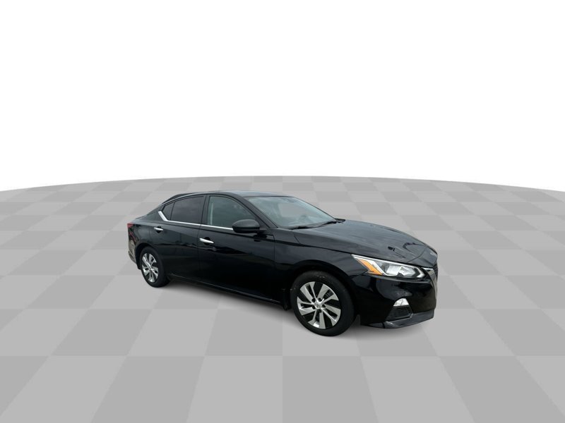 Used 2021 Nissan Altima 2.5 S image 1