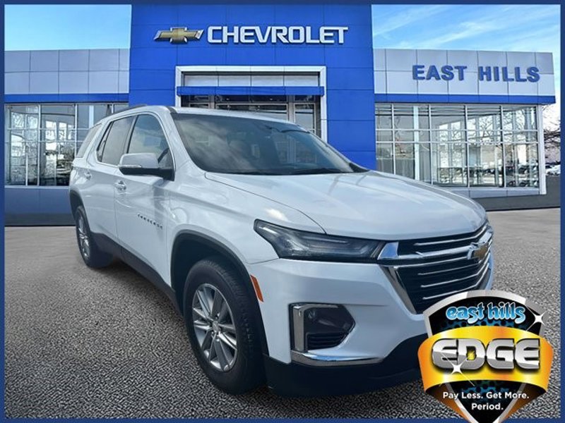 Certified 2023 Chevrolet Traverse LT image 1