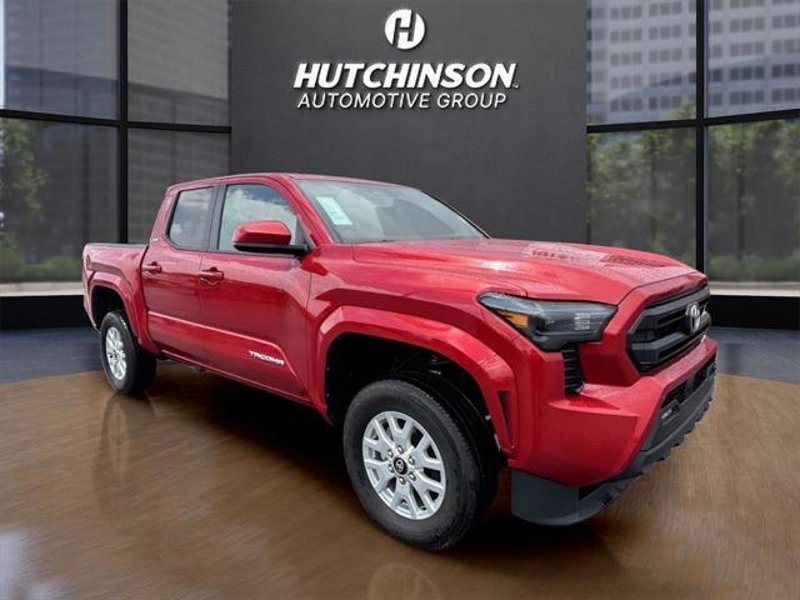 Certified 2025 Toyota Tacoma SR5 image 1