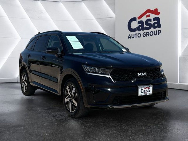 Certified 2022 Kia Sorento S w/ Panoramic Sunroof Package image 1