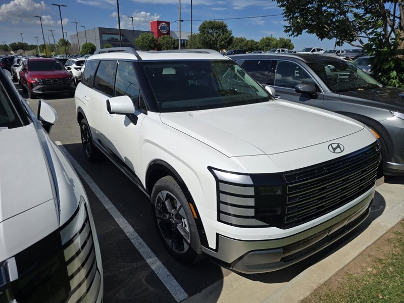 New 2026 Hyundai Palisade Limited image 1