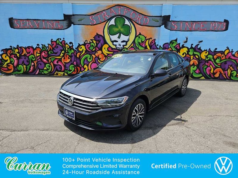 Certified 2021 Volkswagen Jetta SE w/ SE Cold Weather Package image 1