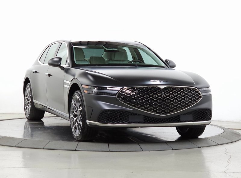 Certified 2024 Genesis G90 3.5T image 1