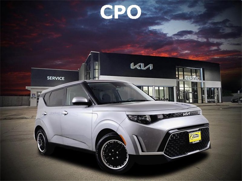 Certified 2024 Kia Soul LX image 1