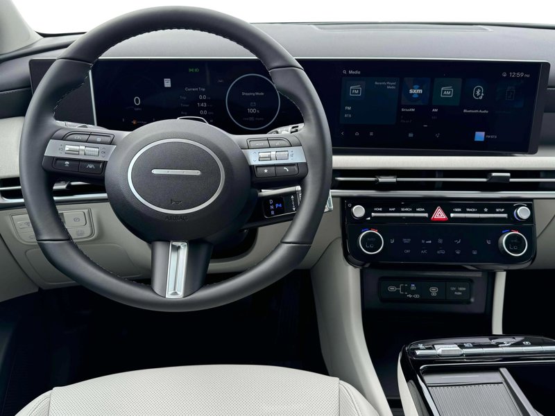 Certified 2025 Hyundai Tucson SEL image 1