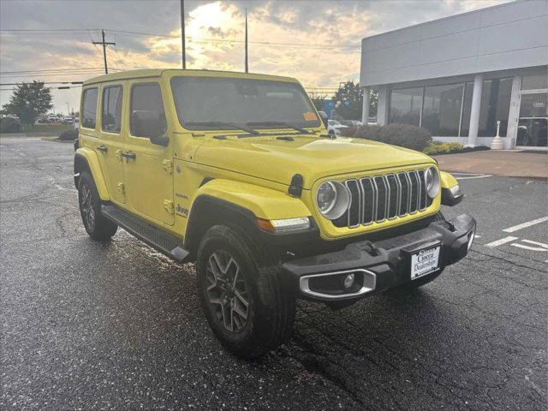 Certified 2024 Jeep Wrangler Unlimited Sahara w/ Technology Group image 1