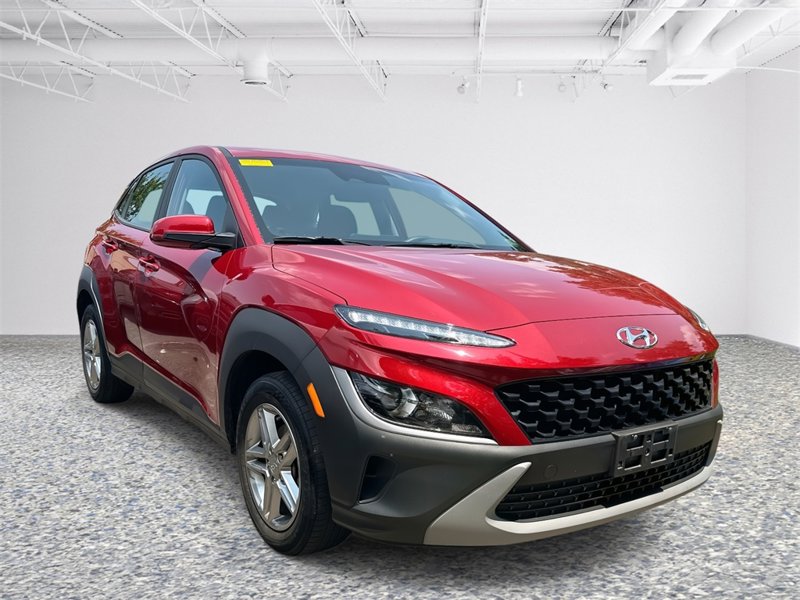 Certified 2022 Hyundai Kona SE w/ Cargo Package image 1