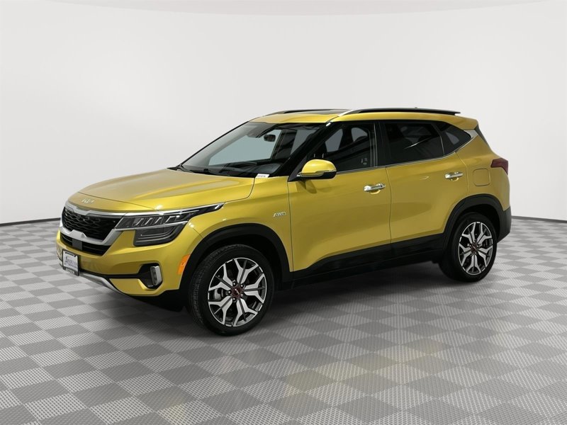 Certified 2023 Kia Seltos SX w/ SX Sunroof Package image 1