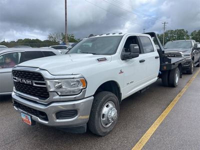 Used 2024 RAM 3500 SLT w/ Quick Order Package 2YG SLT image 1