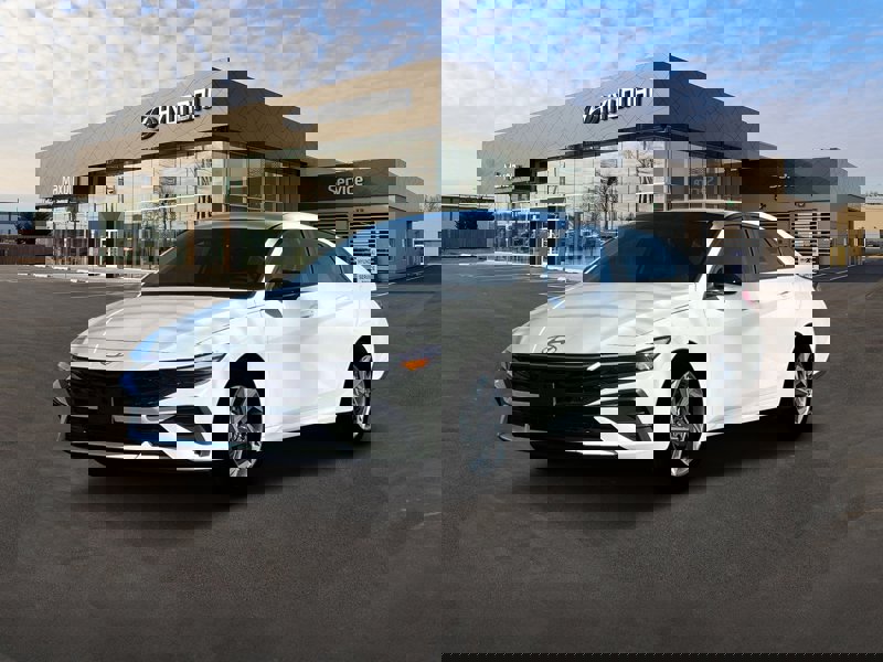 Certified 2025 Hyundai Elantra Sport image 1