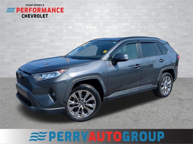 Used 2019 Toyota RAV4 XLE Premium image 1