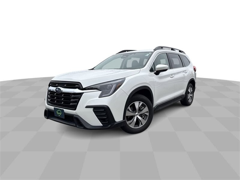 Used 2024 Subaru Ascent Premium w/ Convenience Package image 1