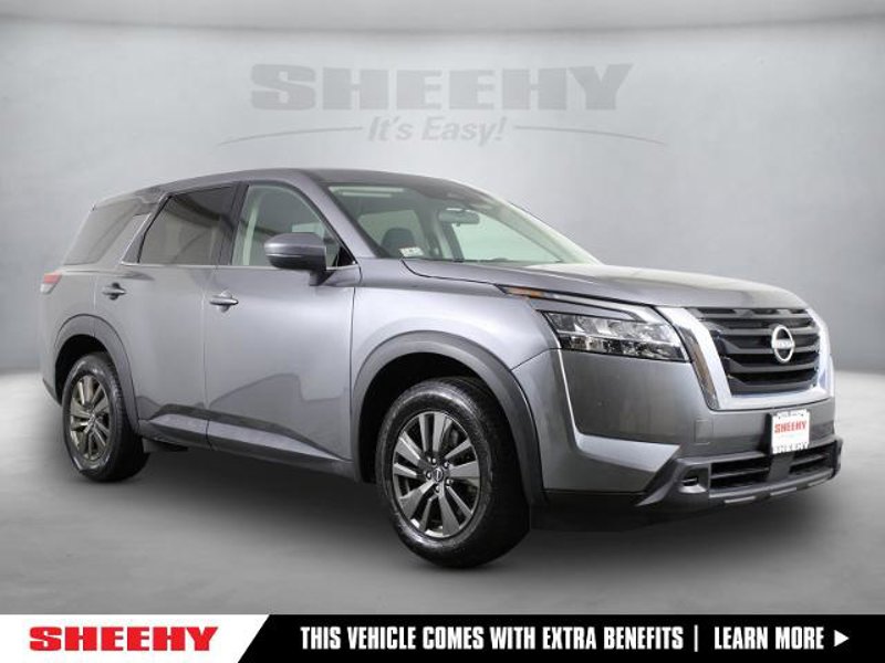 Certified 2022 Nissan Pathfinder S image 1