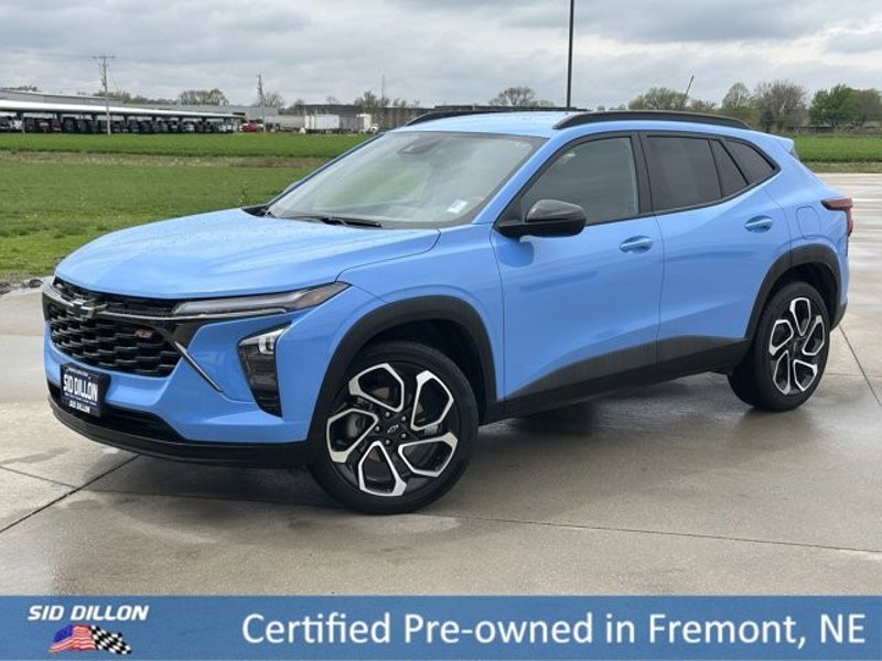 Certified 2024 Chevrolet Trax RS w/ Driver Confidence Package image 1