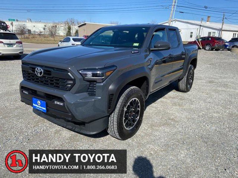 Certified 2024 Toyota Tacoma TRD Off-Road image 1