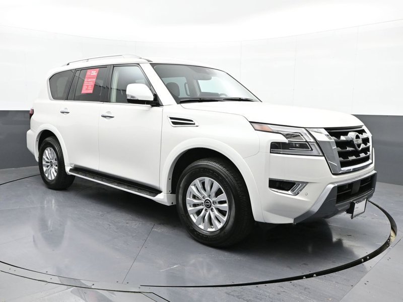 Certified 2024 Nissan Armada SV image 1
