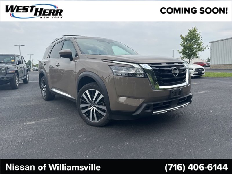 Certified 2023 Nissan Pathfinder Platinum image 1