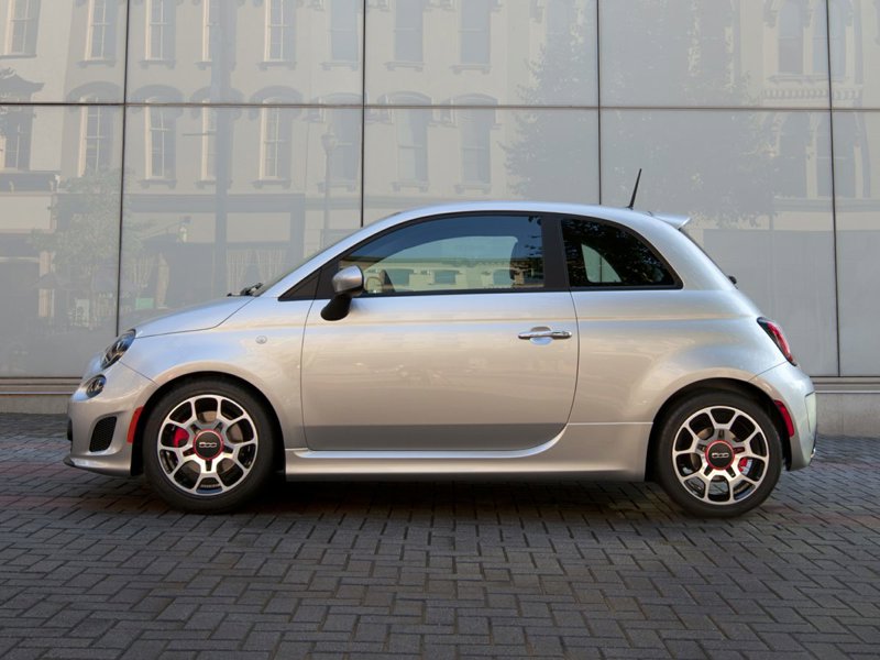 Used 2018 FIAT 500 Pop image 1