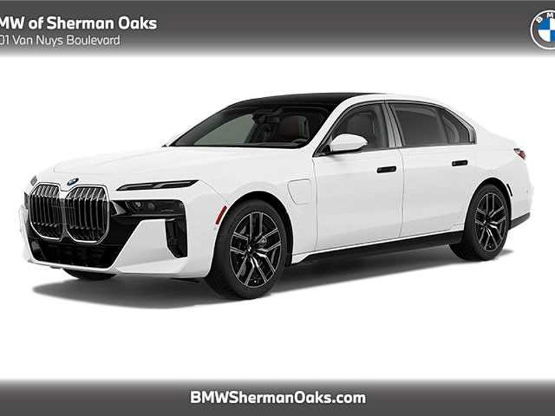 New 2025 BMW 750e xDrive w/ Premium Package image 1