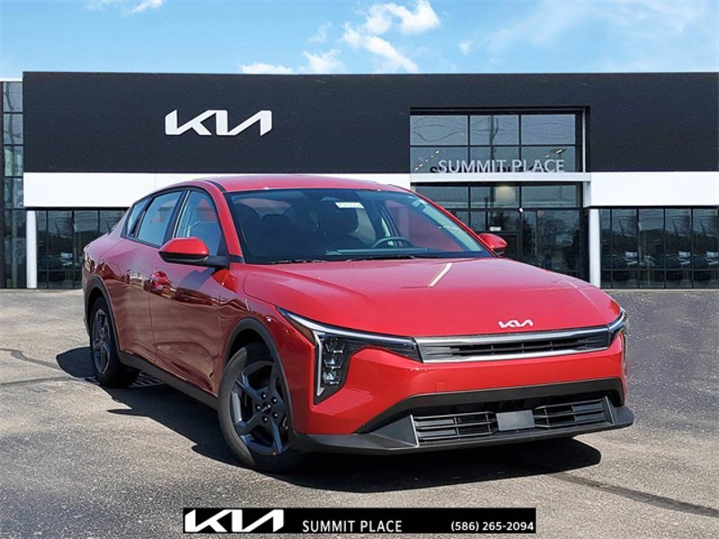 Certified 2025 Kia K4 LXS image 1