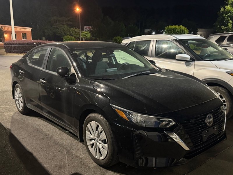 Used 2024 Nissan Sentra S image 1