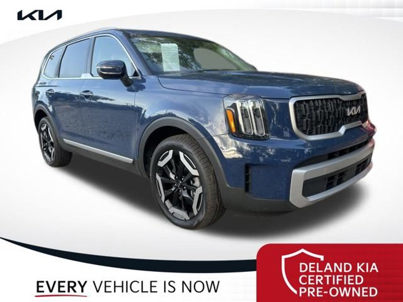 Certified 2023 Kia Telluride EX w/ EX Captain's Chair Package image 1