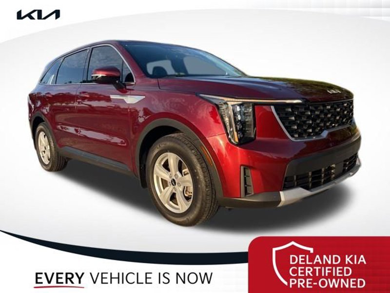 Certified 2024 Kia Sorento LX image 1