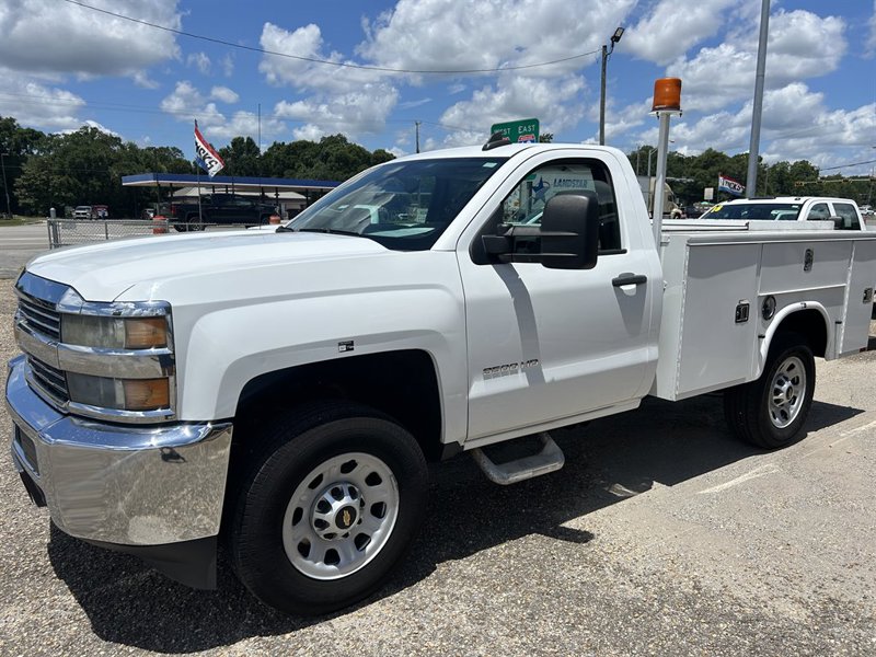 Used 2015 Chevrolet Silverado 3500 W/T image 1