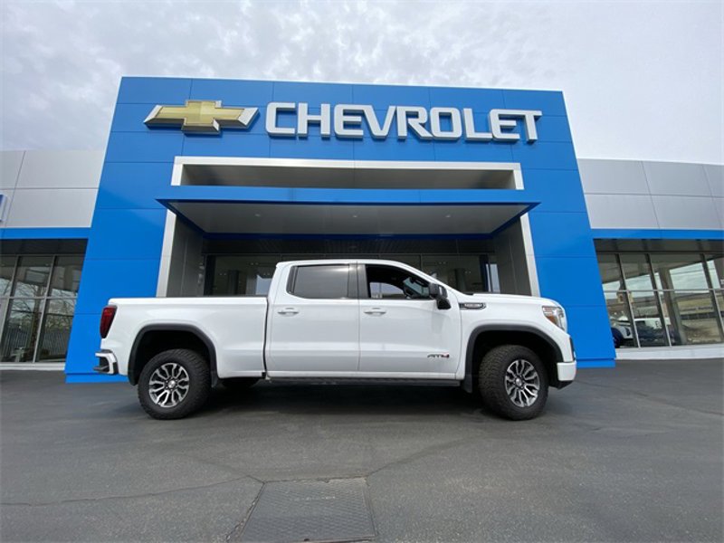 Certified 2022 GMC Sierra 1500 AT4 w/ AT4 Preferred Package image 1
