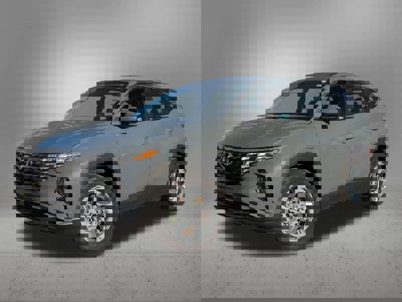 Certified 2024 Hyundai Tucson SE image 1