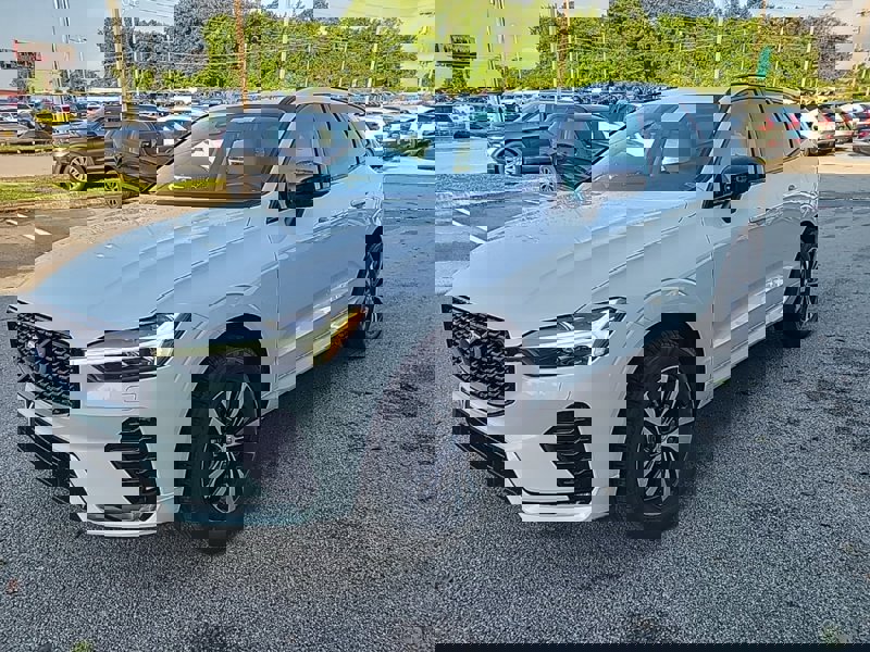 Certified 2025 Volvo XC60 B5 Core w/ Protection Package Premier image 1