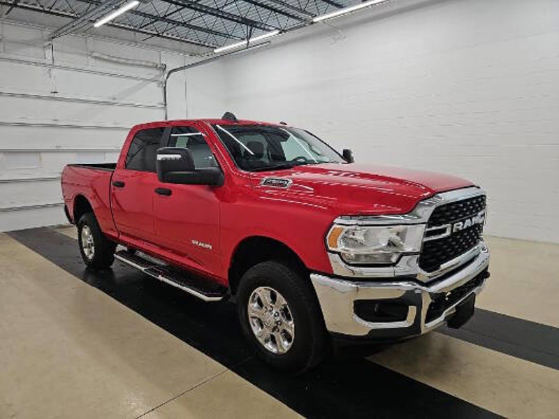 Used 2024 RAM 2500 Big Horn w/ Bed Utility Group image 1