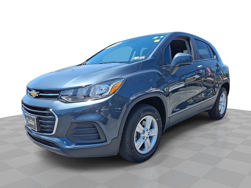 Certified 2022 Chevrolet Trax LS w/ Tint and Cruise Package image 1