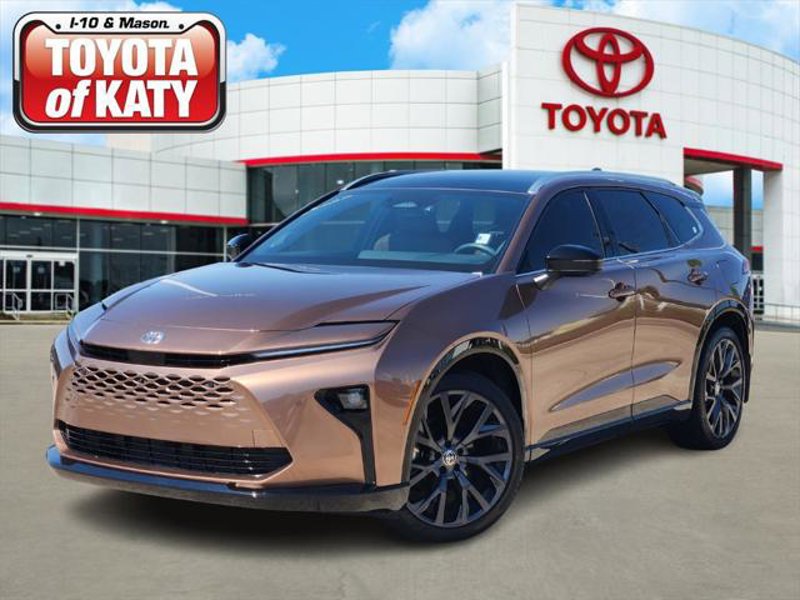 Certified 2025 Toyota Crown Signia image 1