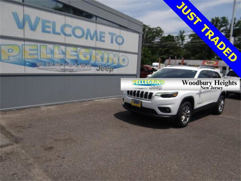 Certified 2019 Jeep Cherokee Latitude Plus w/ Comfort/Convenience Group image 1